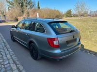 Gebraucht Skoda Superb 165 PS (121 kW) 2010 Silber Kombi