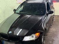 Gebraucht BMW 325 320 PS (235 kW) 2010 Schwarz Kombi