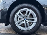 Neu BMW 218 Active Tourer Performance 136 PS (100 kW) 2026 Schwarz Van / Kleinbus