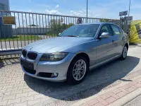 Gebraucht BMW 325 Sport Line 218 PS (160 kW) 2010 Blau Limousine