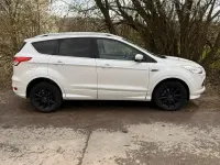 Gebraucht Ford Kuga 180 PS (132 kW) 2016 Weiß SUV