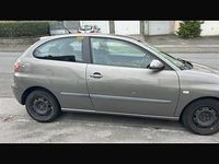 Gebraucht Seat Ibiza 90 PS (66 kW) 2002 Silber Kleinwagen