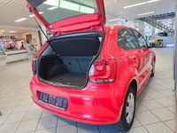Gebraucht VW Polo 75 PS (55 kW) 2013 Rot (metallic) Kleinwagen