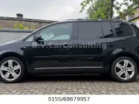 Gebraucht VW Touran Cup 105 PS (77 kW) 2014 Schwarz Van / Kleinbus