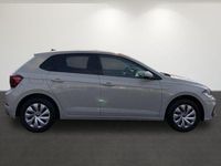 Gebraucht VW Polo Life 95 PS (69 kW) 2023 Ascotgrau Kleinwagen