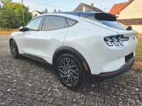 Gebraucht Ford Mustang Mach-E Extended Range 216 kW (294 PS) 2022 Weiß SUV