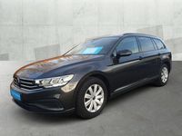 Gebraucht VW Passat Basis 150 PS (110 kW) 2022 Grau Limousine