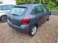 Gebraucht Dacia Sandero Lauréate 90 PS (66 kW) 2017 Grau Limousine