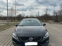Gebraucht Volvo V60 Kinetic 150 PS (110 kW) 2017 Schwarz Kombi