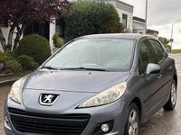 Gebraucht Peugeot 207 73 PS (53 kW) 2011 Grau Limousine