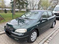 Second-hand Opel Astra 2000 Verde Berlinǎ