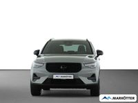 Neu Volvo XC40 Plus 197 PS (144 kW) 2026 Grau SUV