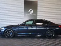 Gebraucht BMW 550 462 PS (339 kW) 2018 Carbonschwarz Limousine
