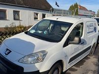 Gebraucht Peugeot Partner 75 PS (55 kW) 2009 Weiß Van / Kleinbus