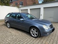 Gebraucht Mercedes E320 Avantgarde 224 PS (164 kW) 2007 Blau Kombi