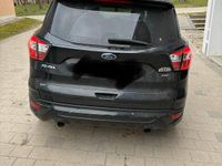 Gebraucht Ford Kuga ST-Line 150 PS (110 kW) 2019 Schwarz SUV