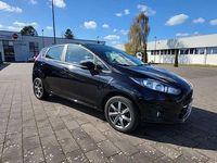 Gebraucht Ford Fiesta Celebration 82 PS (60 kW) 2017 Schwarz Kleinwagen
