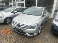 Gebraucht Mercedes B200 136 PS (100 kW) 2013 Silber Van / Kleinbus