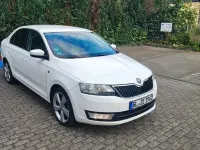 Gebraucht Skoda Rapid Elegance 105 PS (77 kW) 2012 Weiß Kleinwagen