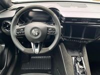 Neu Alfa Romeo GT Junior Edizione Speciale 136 PS (100 kW) 2026 Weiß SUV