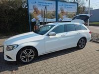 Gebraucht Mercedes C180 156 PS (114 kW) 2017 Weiß Limousine