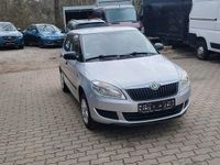 Gebraucht Skoda Fabia 86 PS (63 kW) 2011 Silber Limousine