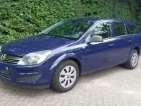 Gebraucht Opel Astra Selection 90 PS (66 kW) 2009 Blau Kombi