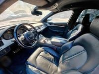 Gebraucht Audi S8 Basis 580 PS (426 kW) 2013 Schwarz Limousine