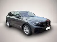 Gebraucht VW Touareg Elegance 231 PS (169 kW) 2024 Grau SUV