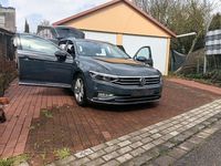 Gebraucht VW Passat 150 PS (110 kW) 2021 Grau Kombi