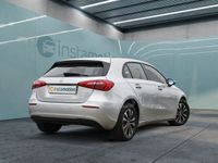 Gebraucht Mercedes A200 Style 163 PS (119 kW) 2022 Silber Limousine