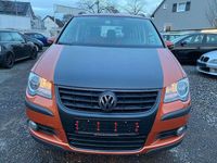 Gebraucht VW Touran Cross 150 PS (110 kW) 2009 Red rock metallic Van / Kleinbus