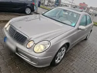 Gebraucht Mercedes E320 204 PS (150 kW) 2005 Gelb Limousine