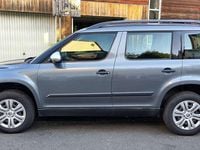 Usado Skoda Yeti Drive 110 HP (80 kW) 2017 Cinzento SUV