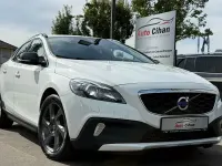 Gebraucht Volvo V40 CC Momentum 150 PS (110 kW) 2014 Weiß Kombi