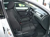 gebraucht Skoda Rapid Spaceback 1.6 TDI Style Xenon Navi PanoDach GRA LM PDC