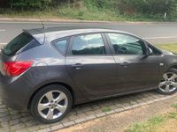 Gebraucht Opel Astra 115 PS (84 kW) 2010 Grau Kleinwagen