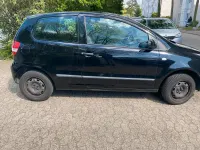 Gebraucht VW Fox 54 PS (39 kW) 2005 Schwarz Kleinwagen