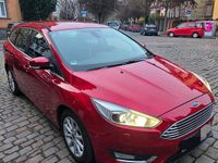 Gebraucht Ford Focus 125 PS (91 kW) 2015 Rot Kombi