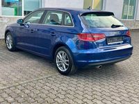 Gebraucht Audi A3 Ambiente 110 PS (80 kW) 2015 Blau Limousine