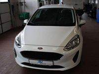 Gebraucht Ford Fiesta Trend 86 PS (63 kW) 2018 Frostweiß Limousine