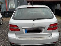 Gebraucht Mercedes B200 136 PS (100 kW) 2009 Grau Van / Kleinbus