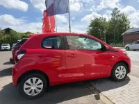 Gebraucht Peugeot 108 Active 72 PS (52 kW) 2019 Rot Limousine