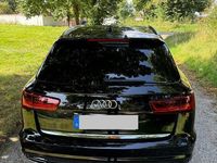 Gebraucht Audi A6 Ambiente 190 PS (139 kW) 2015 Schwarz Kombi