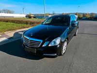 Gebraucht Mercedes E250 204 PS (150 kW) 2012 Schwarz Kombi