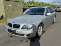 Gebraucht BMW 745 329 PS (241 kW) 2005 Silber Limousine