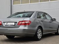 Second-hand Mercedes E250 204 CP (150 kW) 2010 Argintiu Berlinǎ