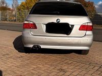 Gebraucht BMW 525 197 PS (144 kW) 2009 Grau Kombi