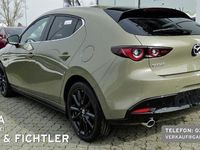 Neu Mazda 3 Nagisa 140 PS (102 kW) 2026 Zircon sand Limousine