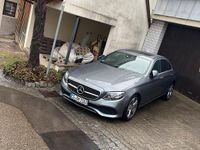 Gebraucht Mercedes E220 194 PS (142 kW) 2016 Limousine